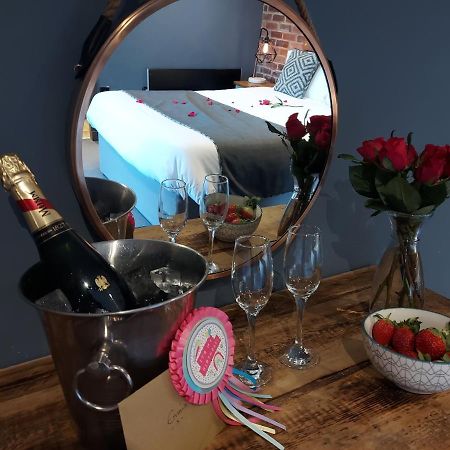 Trawden Arms Community Owned Pub Hotell Winewall Eksteriør bilde