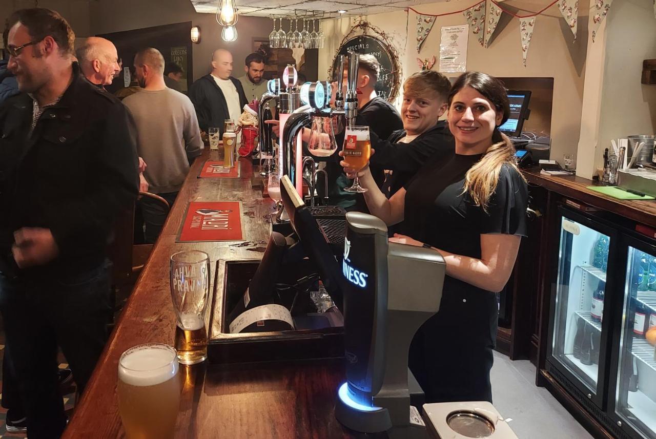 Trawden Arms Community Owned Pub Hotell Winewall Eksteriør bilde