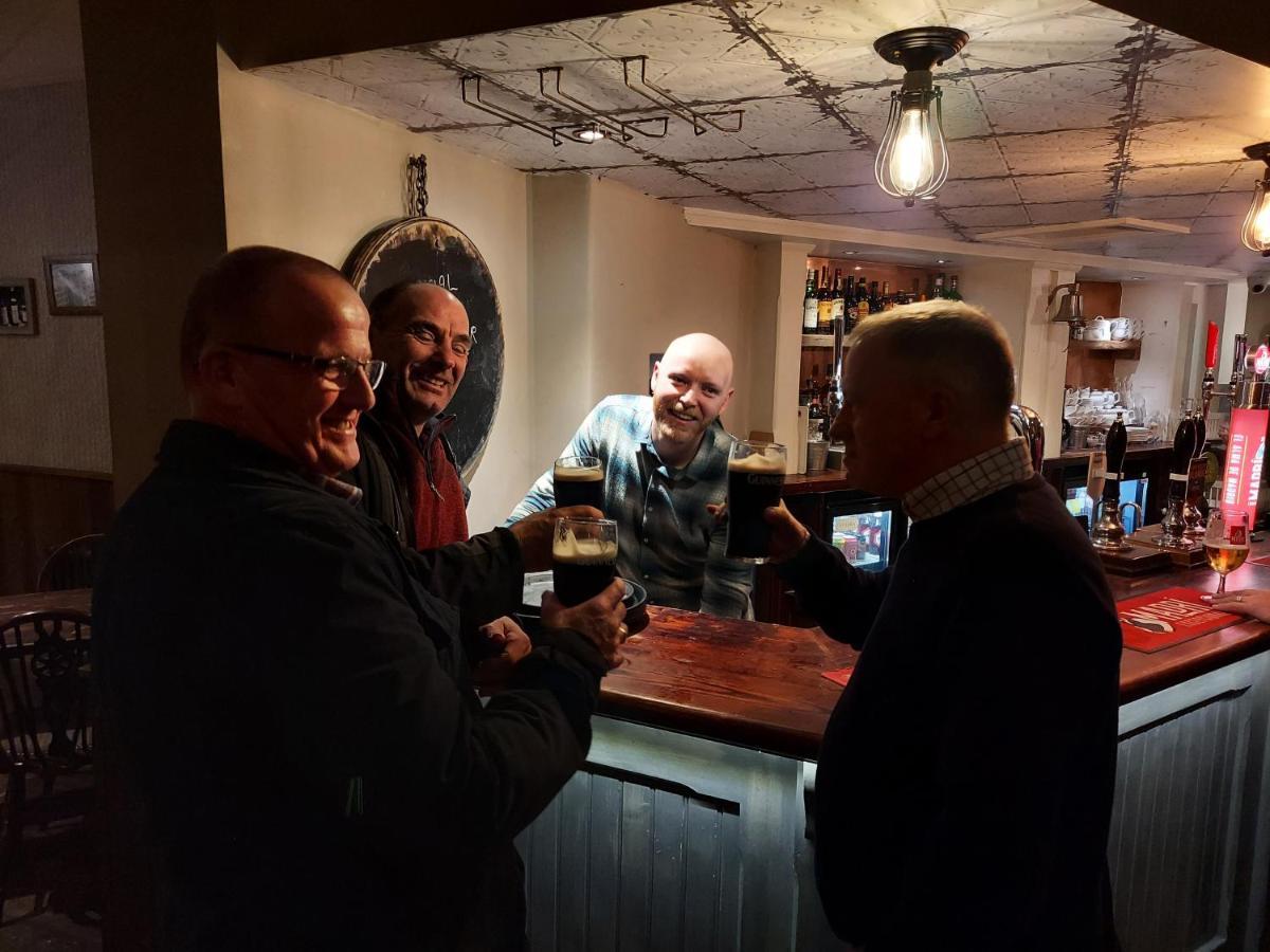 Trawden Arms Community Owned Pub Hotell Winewall Eksteriør bilde
